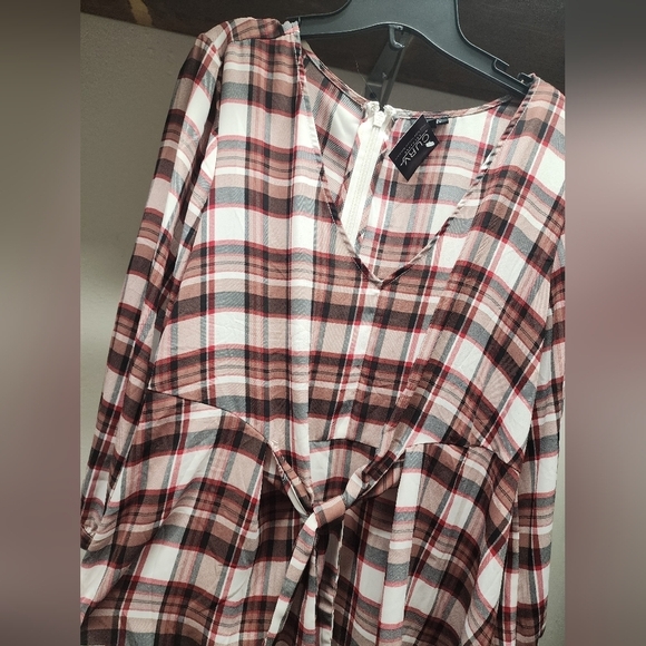 TORRID Georgette Tie-Front Blouse sz 00/12 - Picture 2 of 5